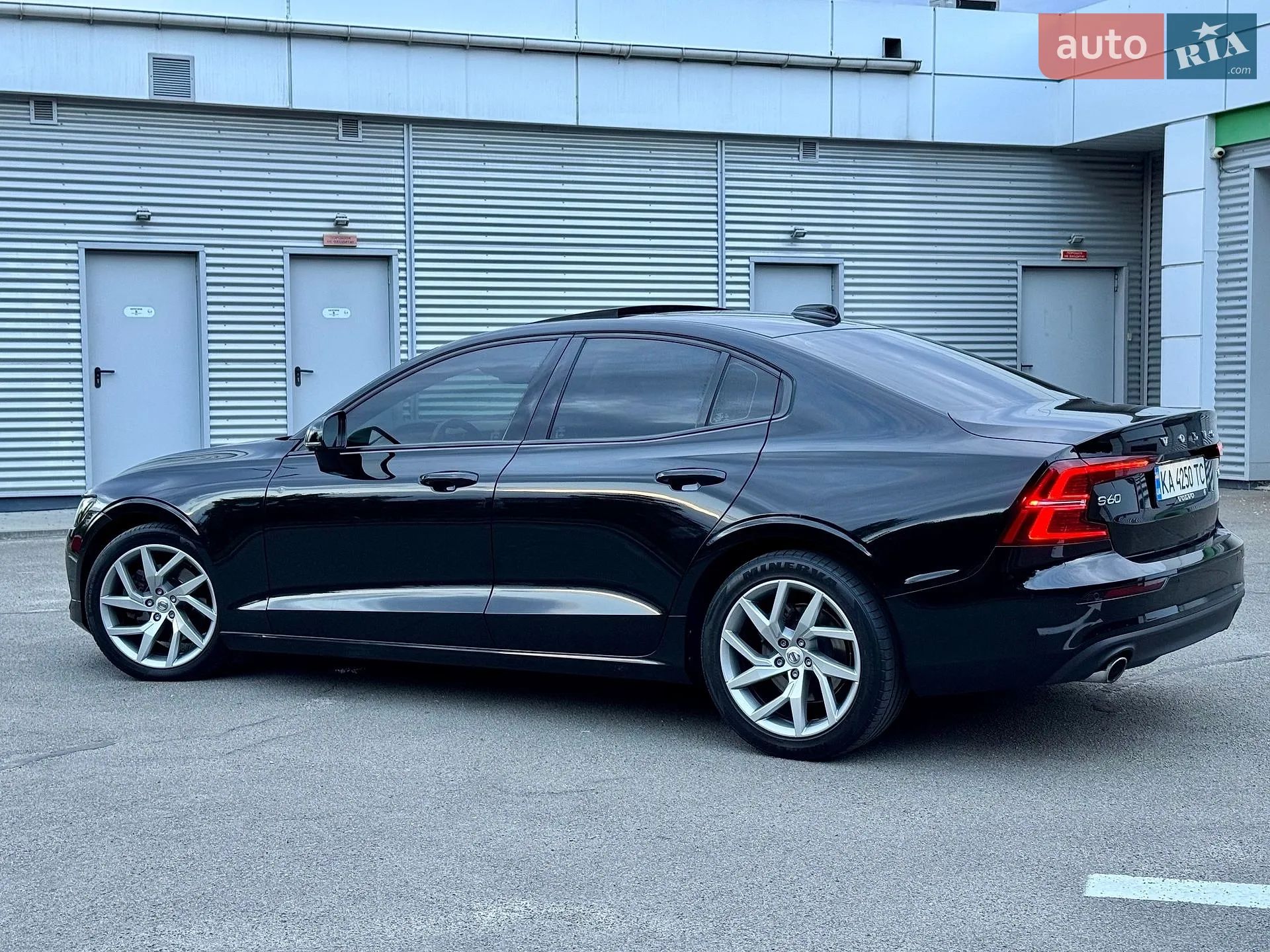 2020 Volvo S60 - мініатюра 11