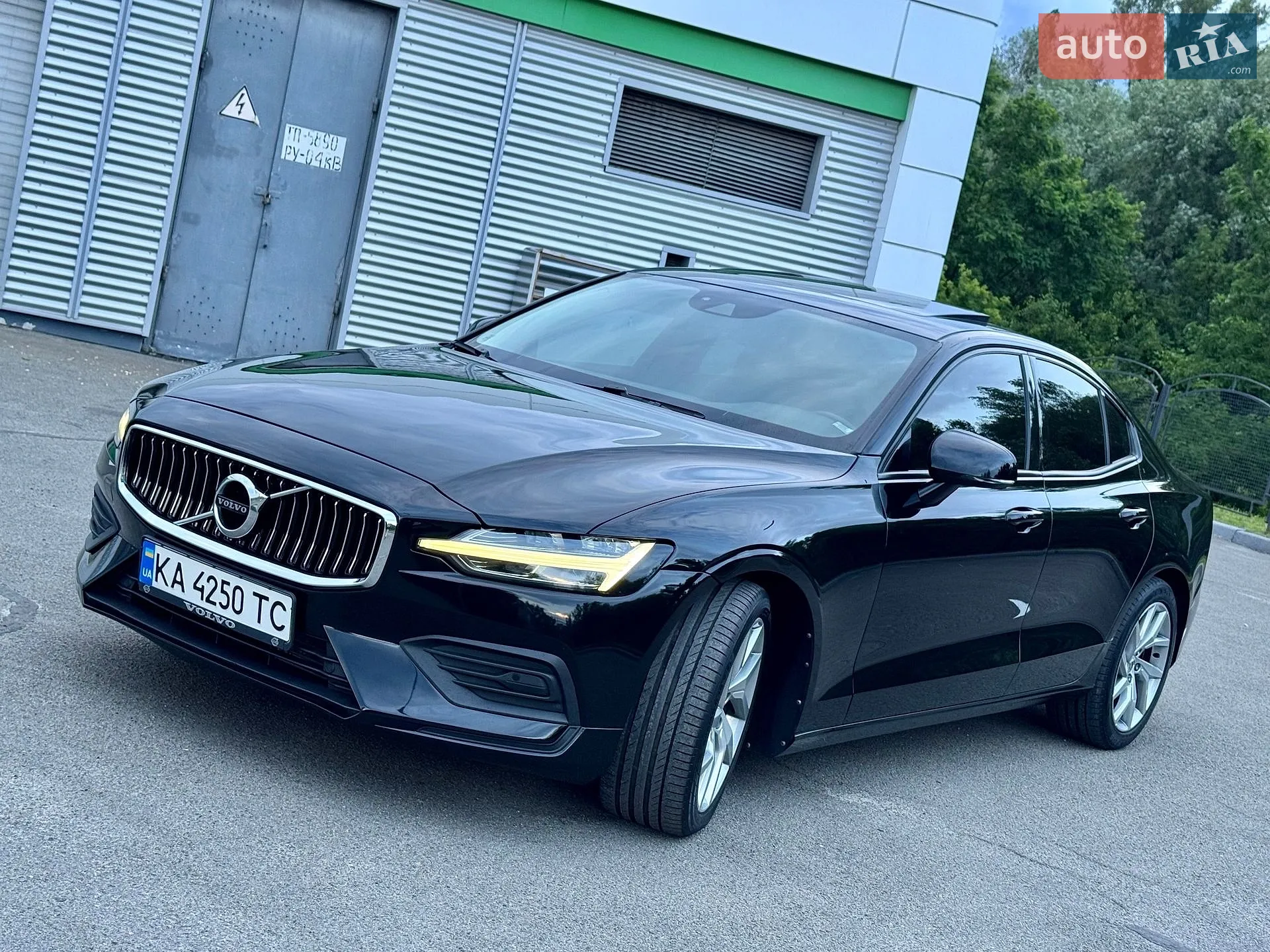 2020 Volvo S60 - мініатюра 16