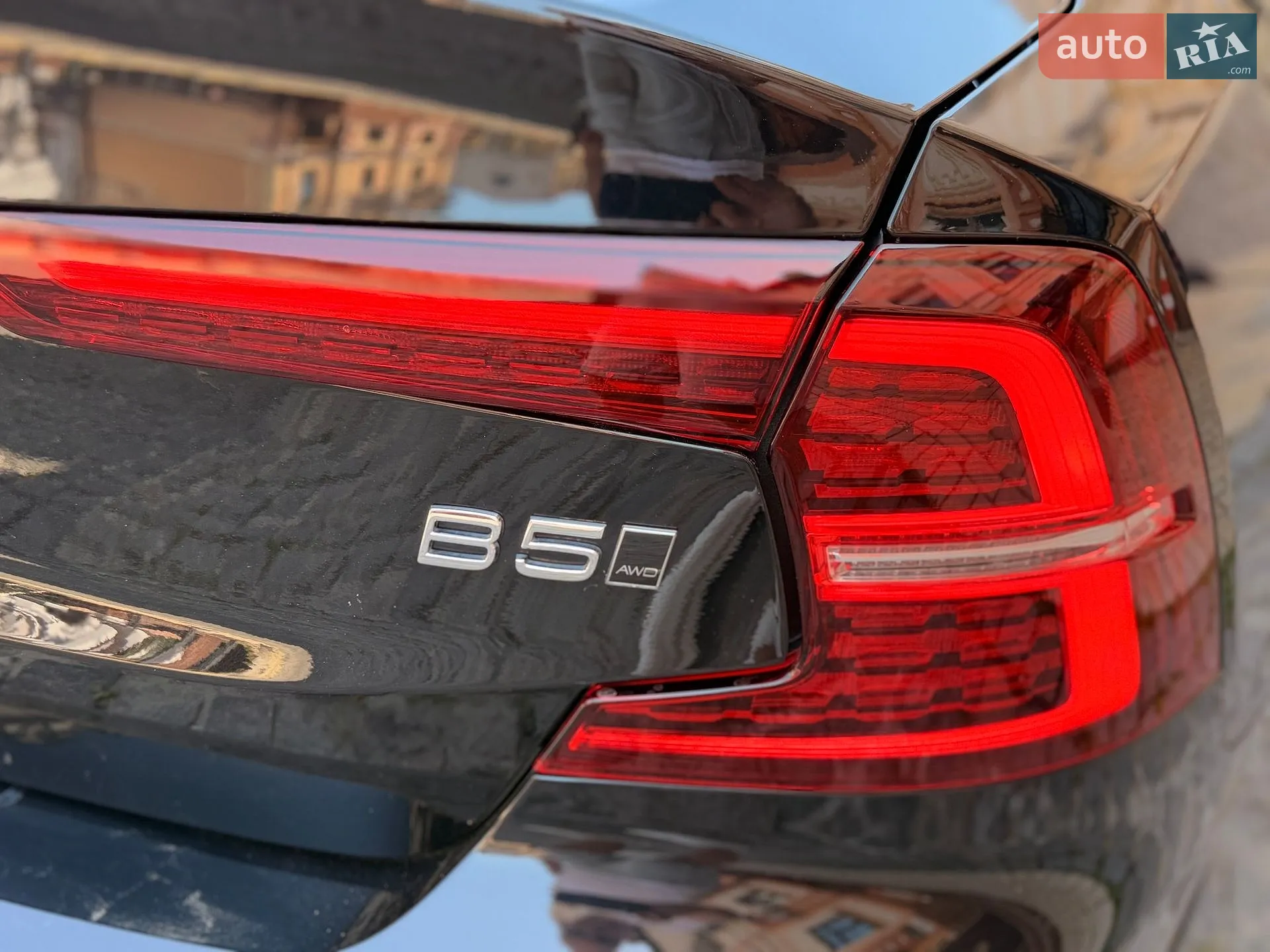 2023 Volvo S60 - мініатюра 17