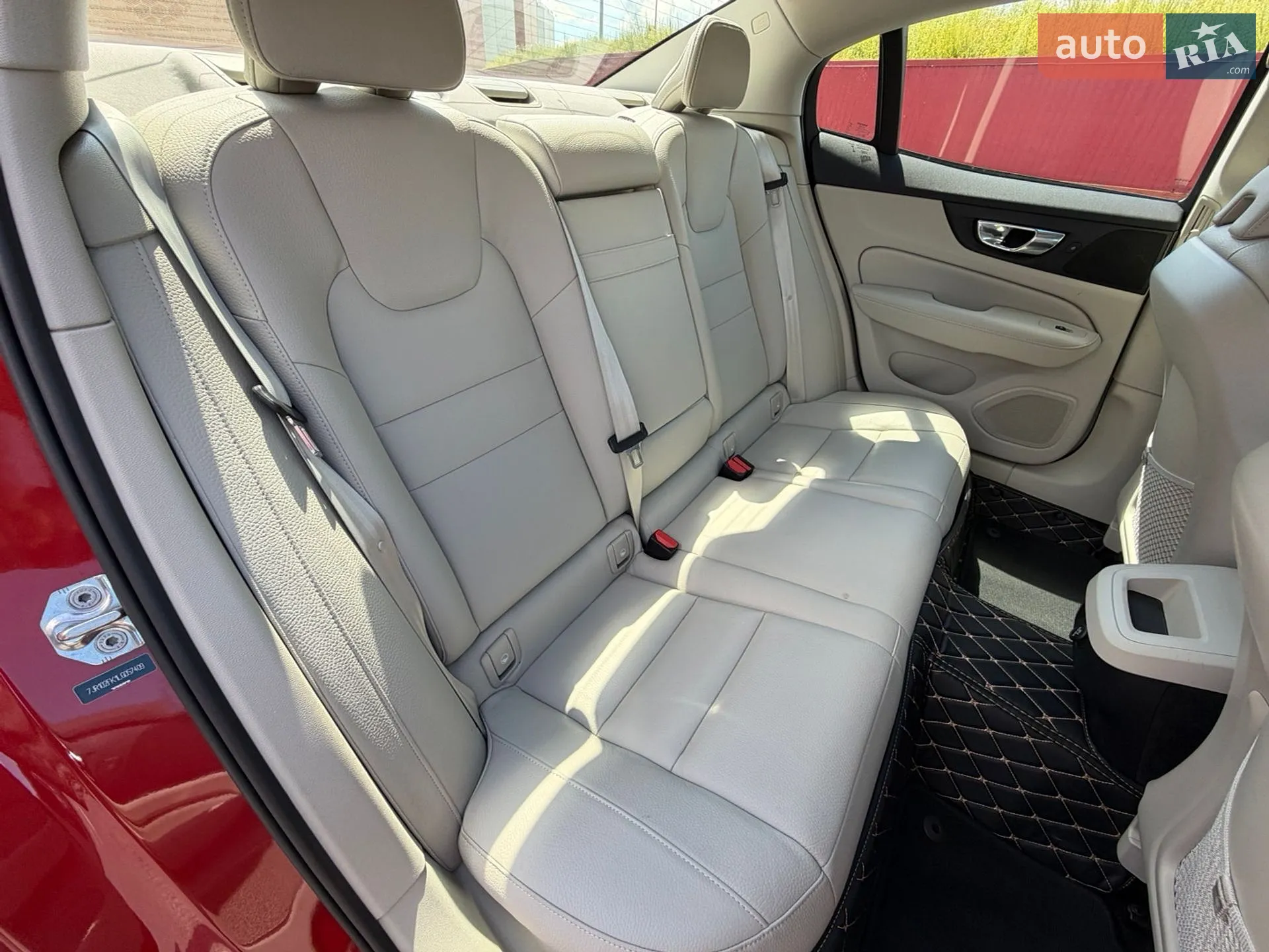 2020 Volvo S60 - мініатюра 23