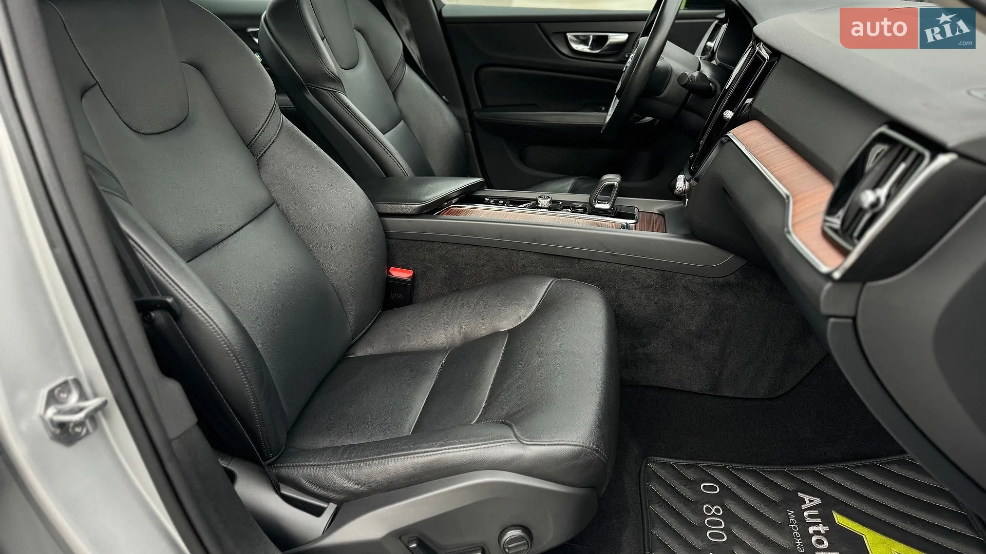 2021 Volvo S60 - мініатюра 23