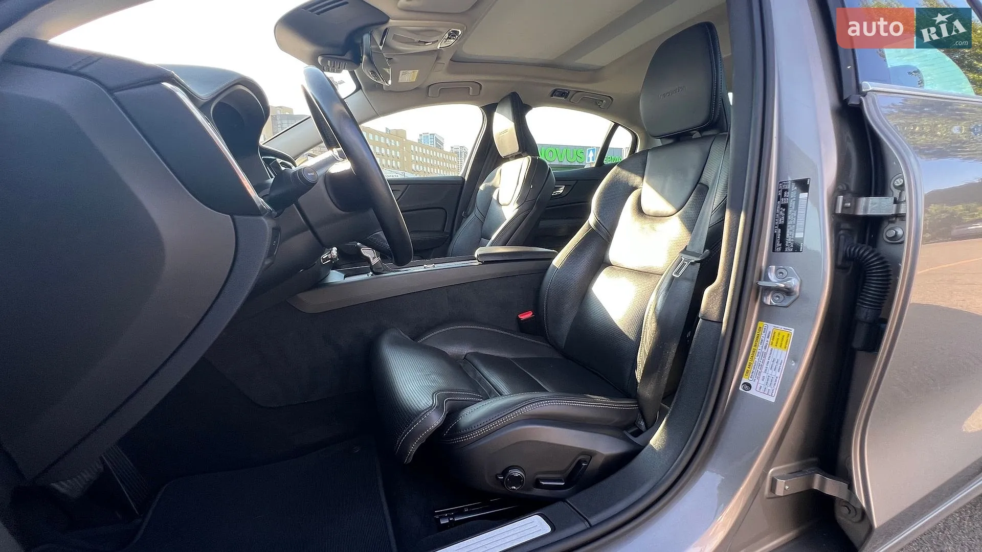 2019 Volvo S60 - мініатюра 21