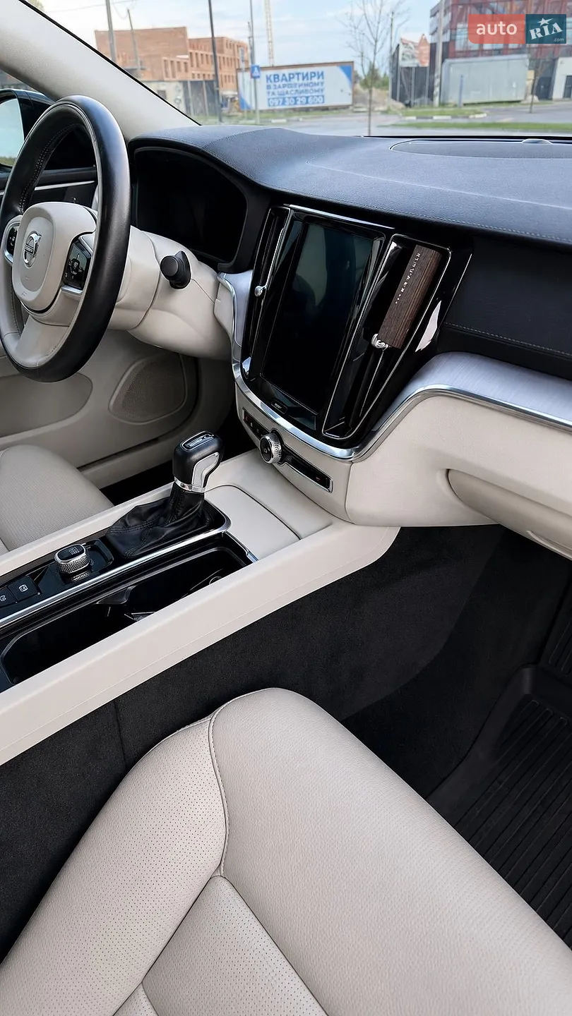 2019 Volvo S60 - мініатюра 14