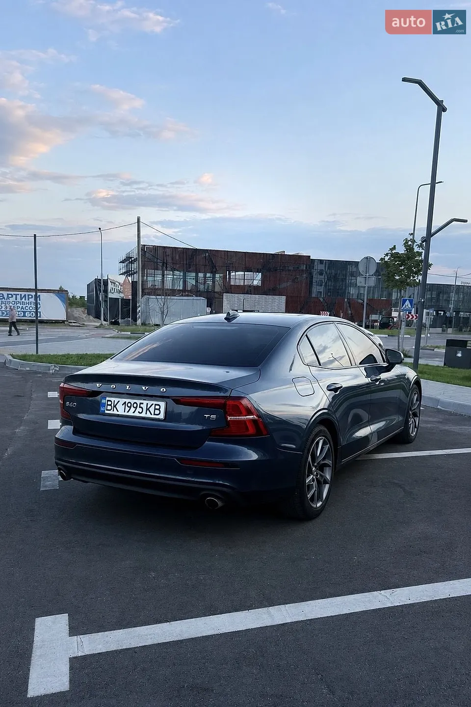 2019 Volvo S60 - мініатюра 13