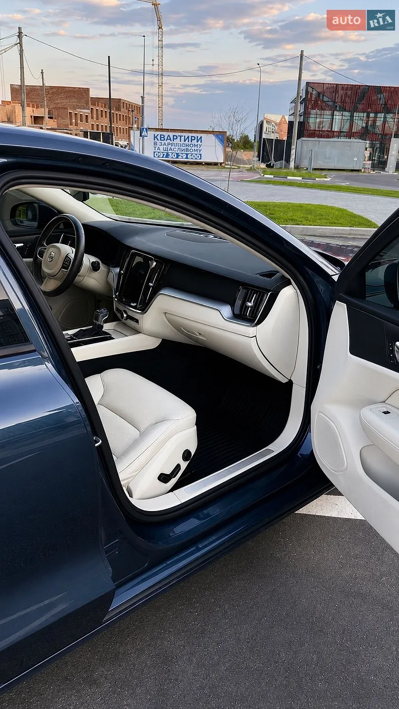 2019 Volvo S60 - мініатюра 19