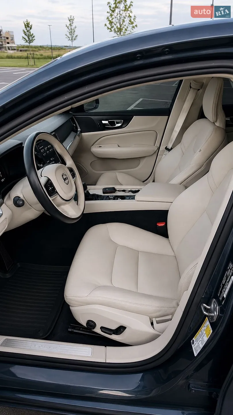 2019 Volvo S60 - мініатюра 26