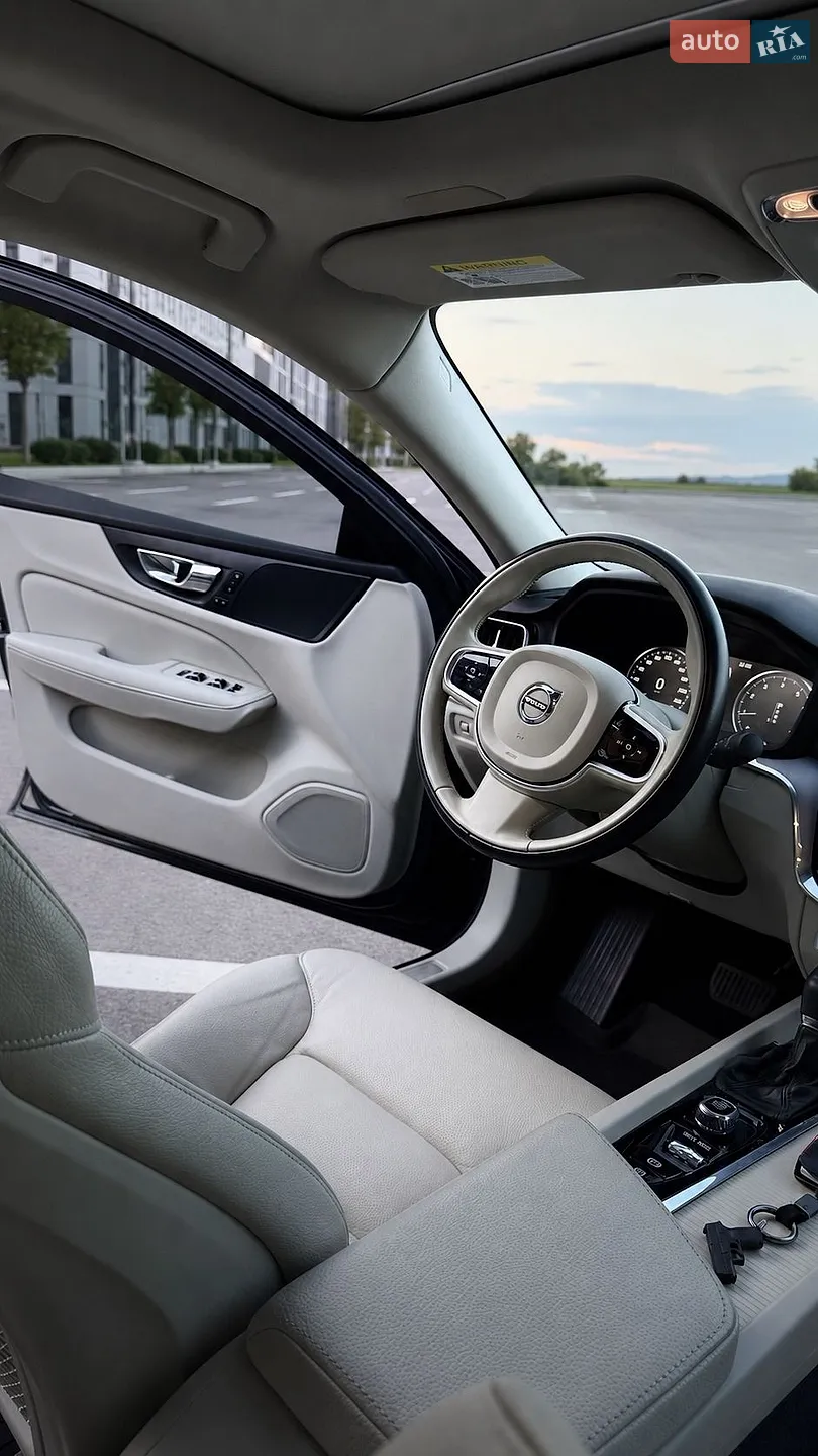 2019 Volvo S60 - мініатюра 32