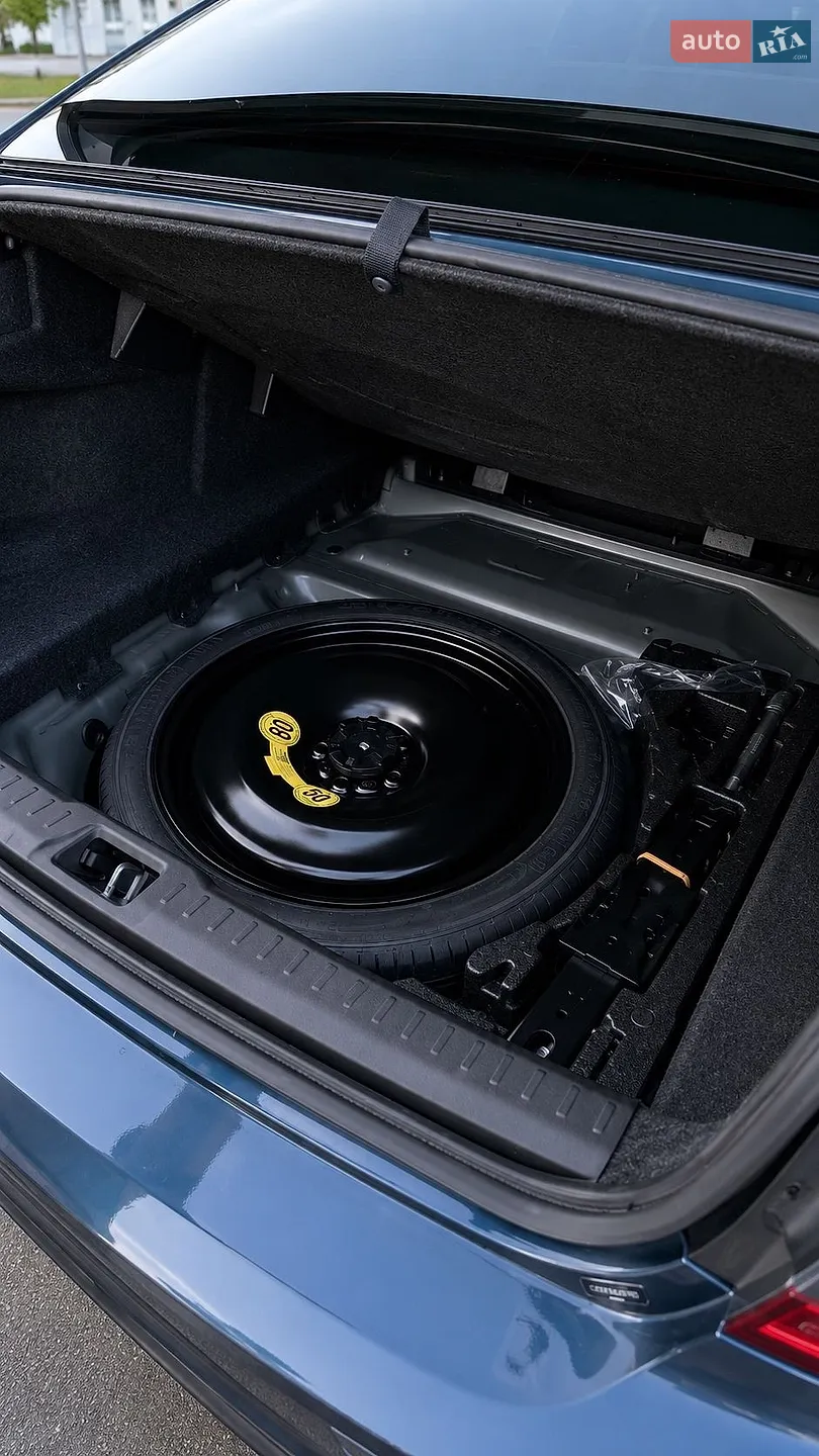 2019 Volvo S60 - мініатюра 33