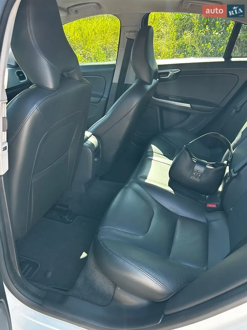 2016 Volvo S60 - мініатюра 9