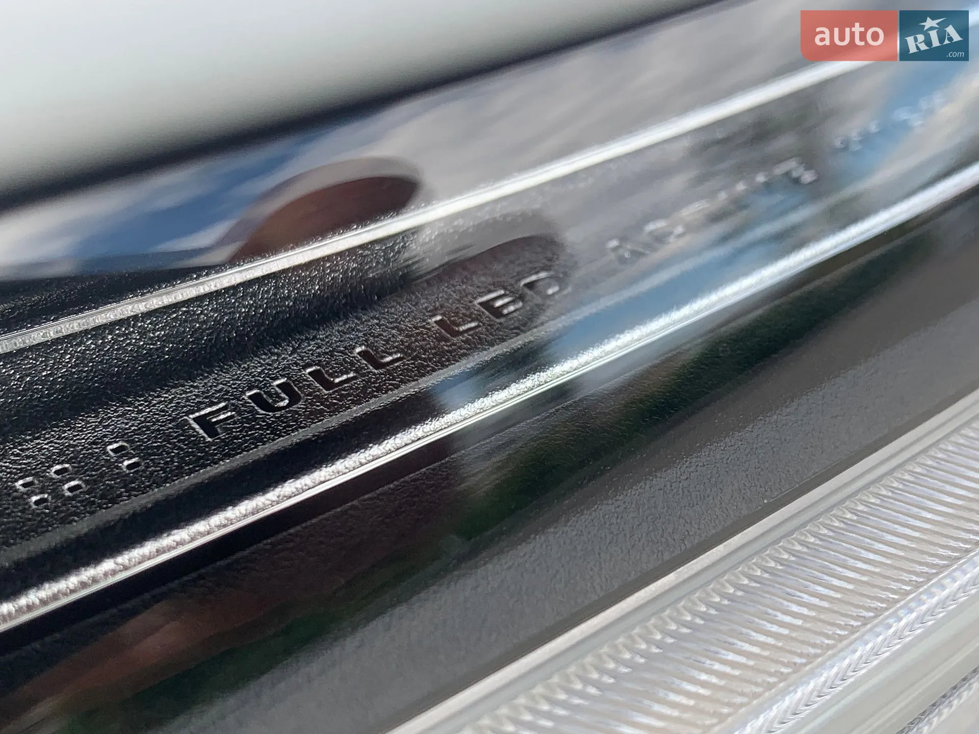 2023 Volvo S60 - мініатюра 15