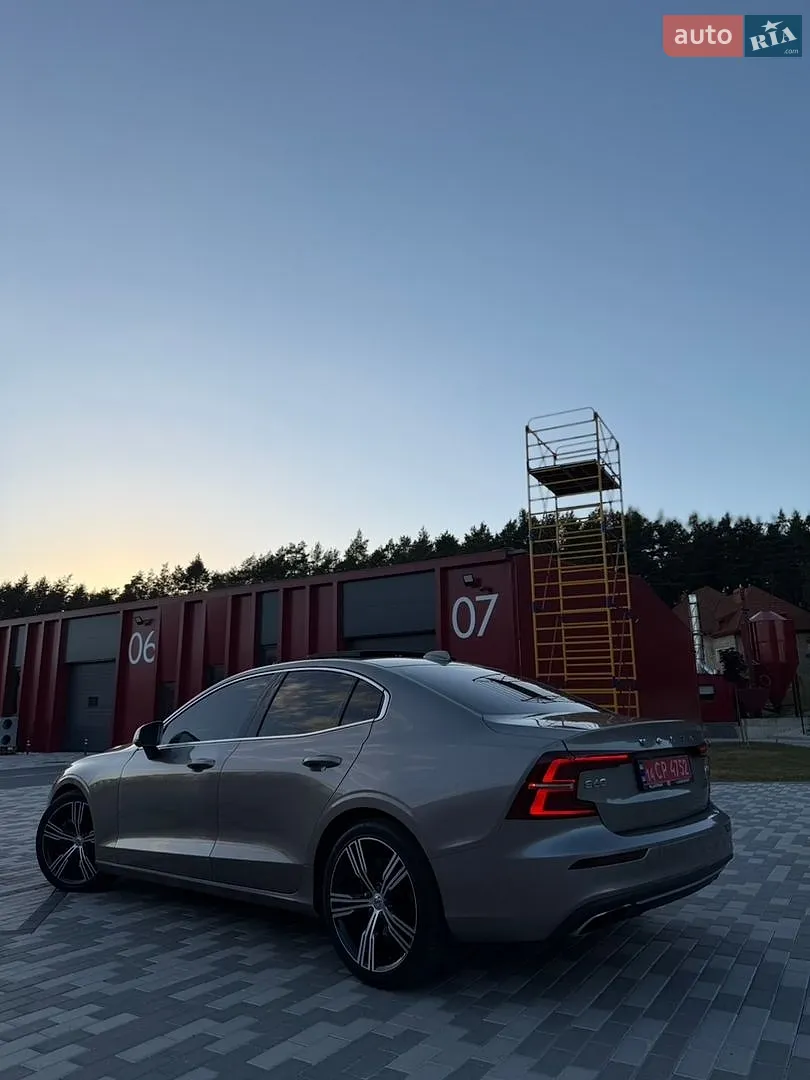 2019 Volvo S60 - мініатюра 3