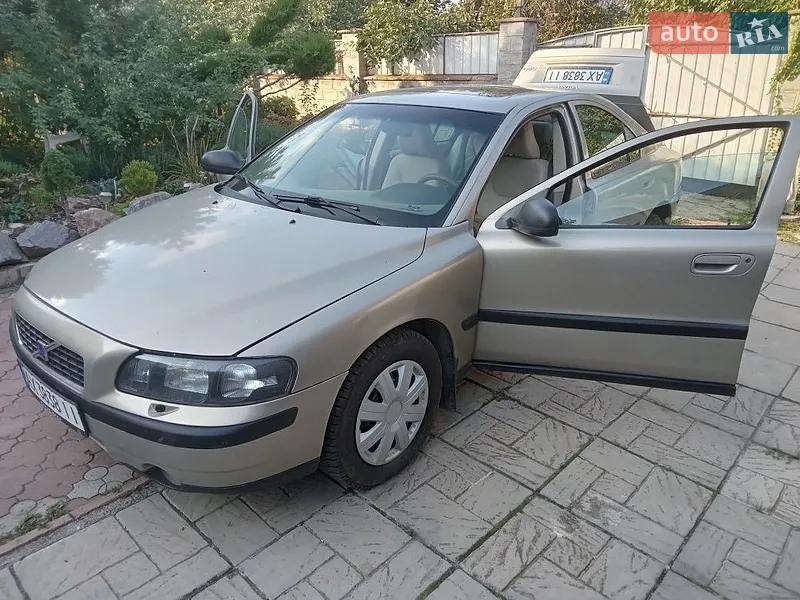 Volvo S60