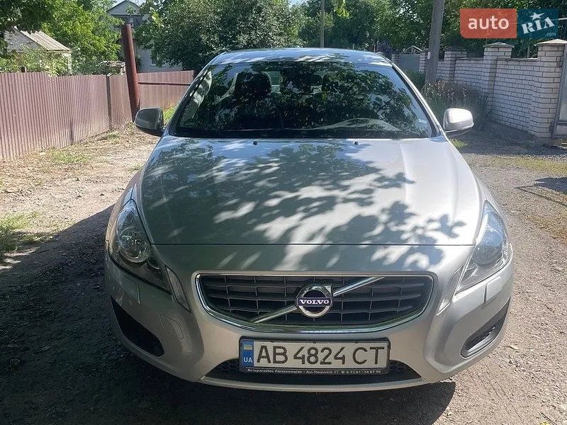 Volvo S60 2011