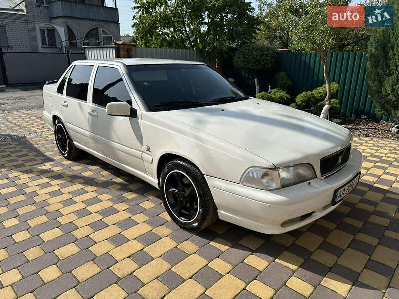 Volvo S70 2000