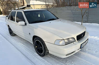 Седан Volvo S70 2000 в Казатине