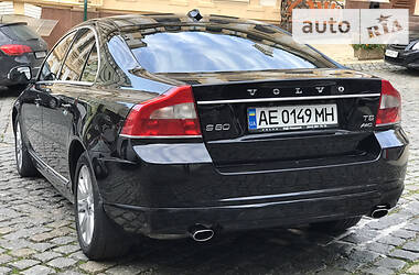 Седан Volvo S80 2010 в Киеве