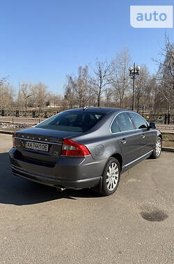 Седан Volvo S80 2012 в Киеве