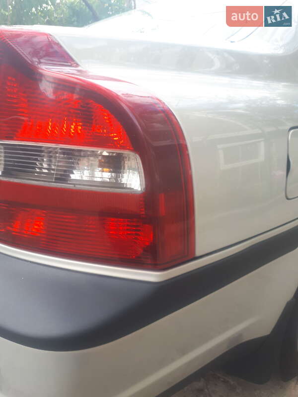 Седан Volvo S80 2002 в Овидиополе