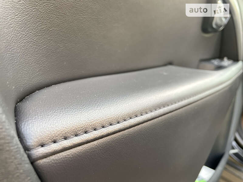 Седан Volvo S80 2012 в Киеве