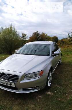 Volvo S80 2010