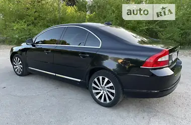 Volvo S80 2013