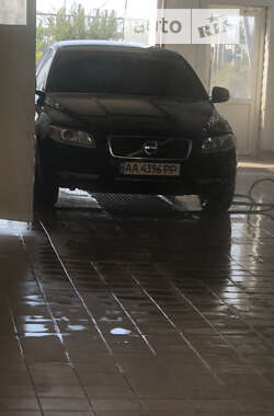 Седан Volvo S80 2012 в Киеве