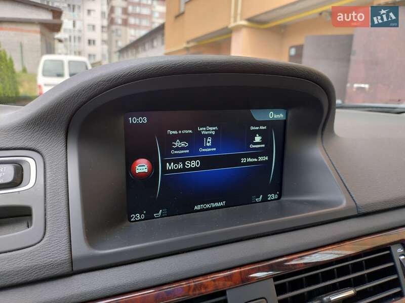 Седан Volvo S80 2013 в Львові