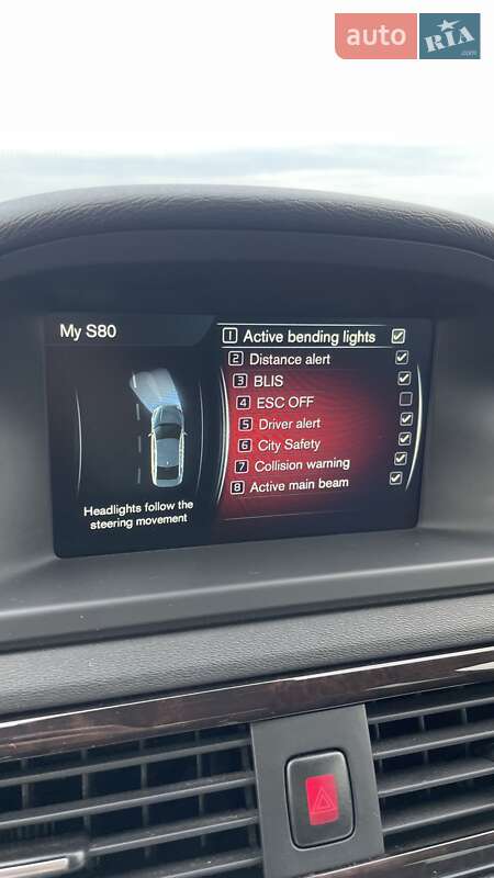 Седан Volvo S80 2015 в Львові