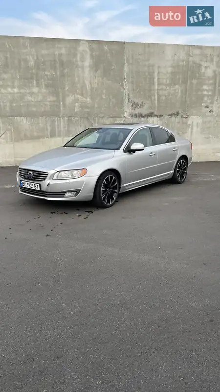 Volvo S80