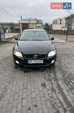 Седан Volvo S80 2010 в Ровно