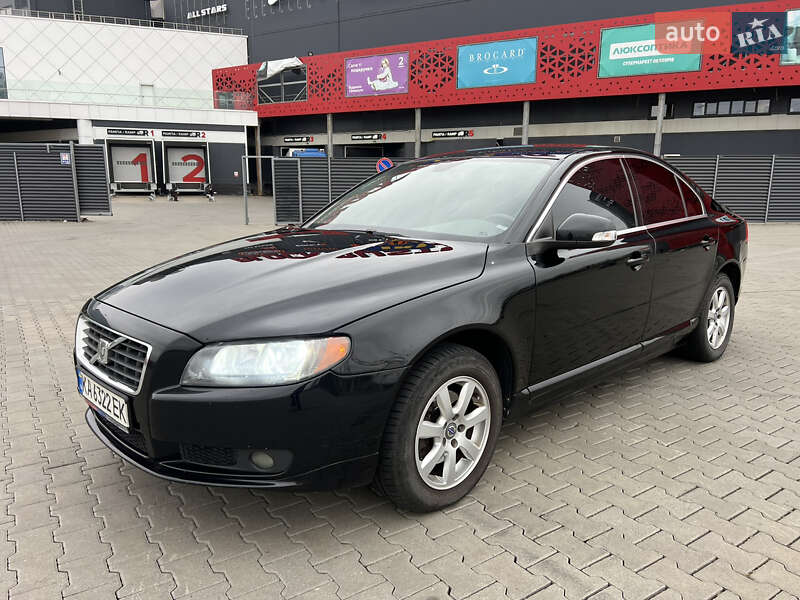 Седан Volvo S80 2010 в 