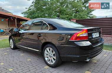 Седан Volvo S80 2011 в Ивано-Франковске
