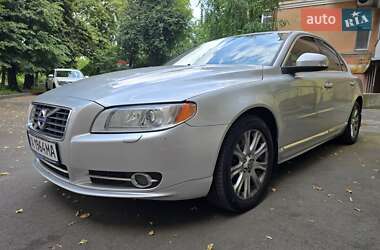 Седан Volvo S80 2011 в Киеве