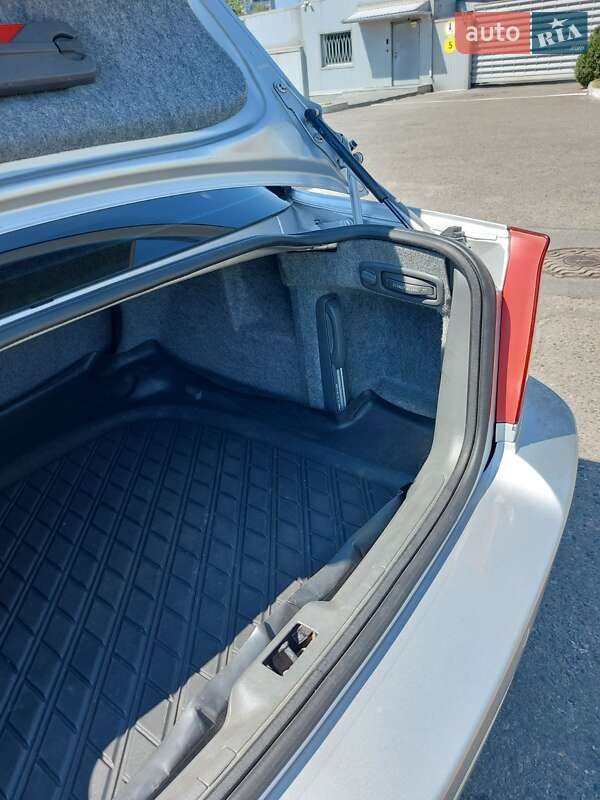 Volvo S80 2003