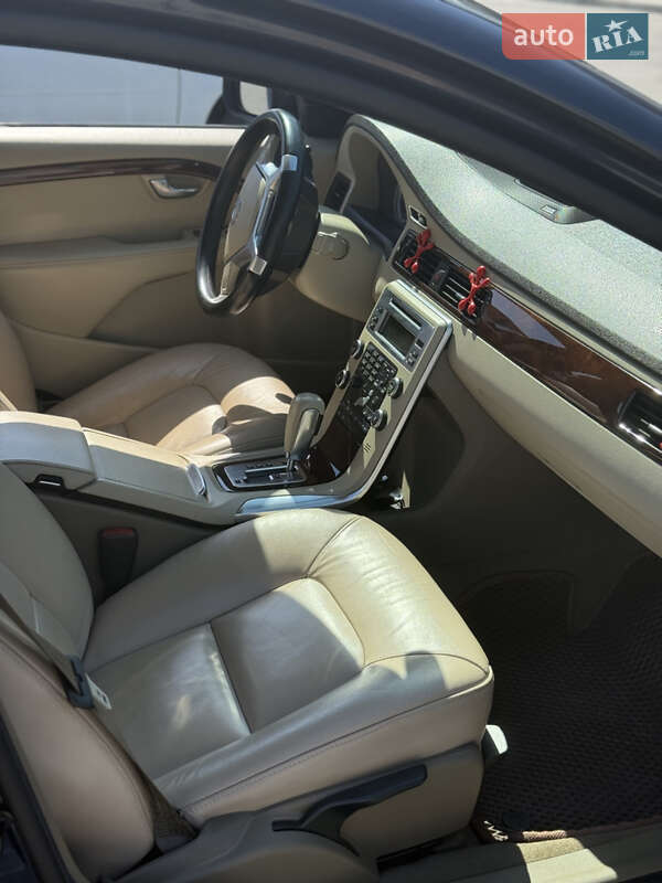 Седан Volvo S80 2010 в Калуші фото 16 Седан Volvo S80 2010 в Калуші