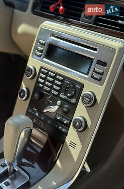 Седан Volvo S80 2010 в 