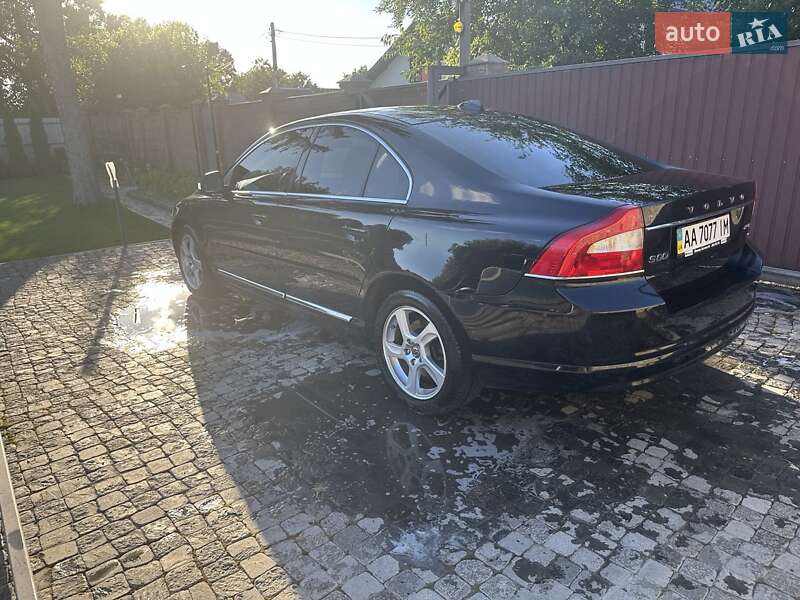 Седан Volvo S80 2010 в Киеве