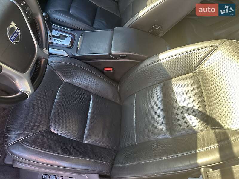 Седан Volvo S80 2010 в Киеве