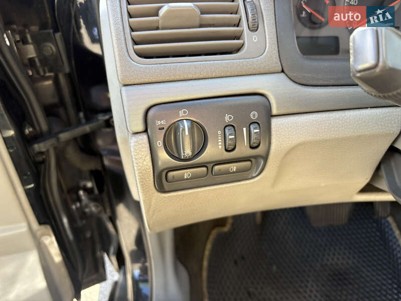 Седан Volvo S80 2002 в Киеве