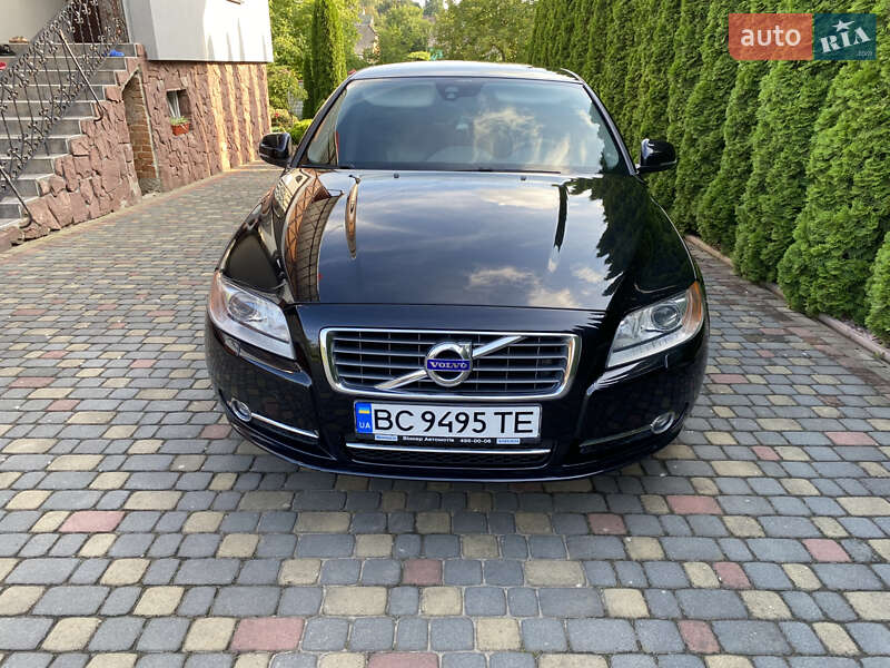 Седан Volvo S80 2012 в Львові
