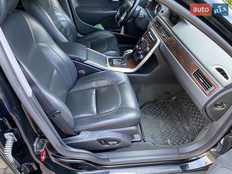 Седан Volvo S80 2012 в Львові