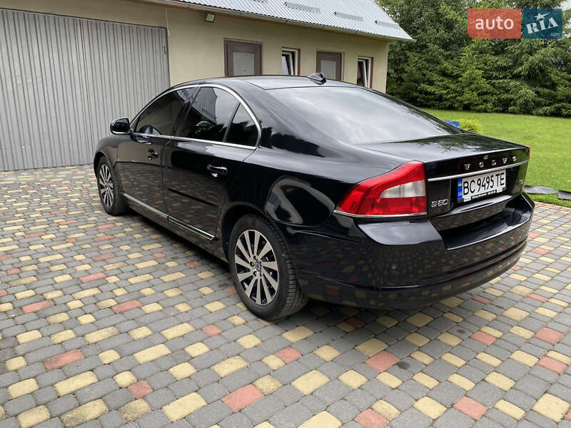 Седан Volvo S80 2012 в Львові