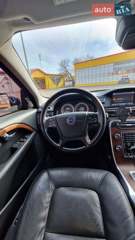 Седан Volvo S80 2012 в Житомире