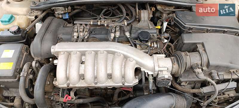 Седан Volvo S80 2001 в Добровеличковке