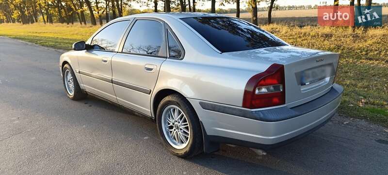 Седан Volvo S80 2001 в Добровеличковке