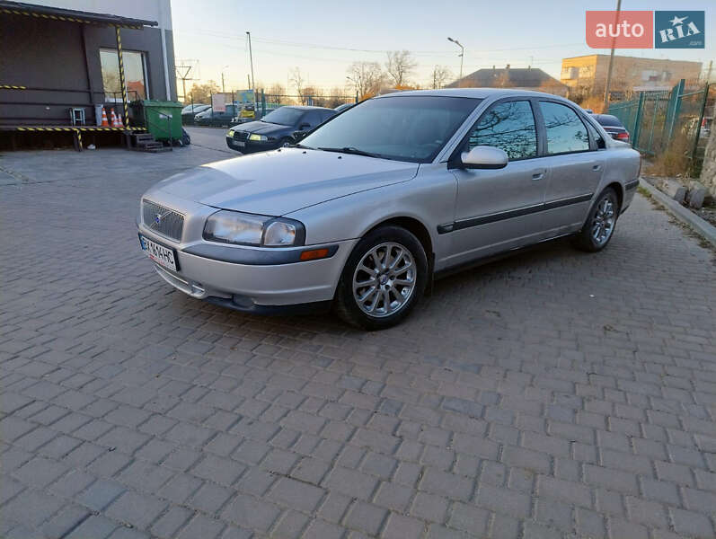 Седан Volvo S80 2000 в Староконстантинове