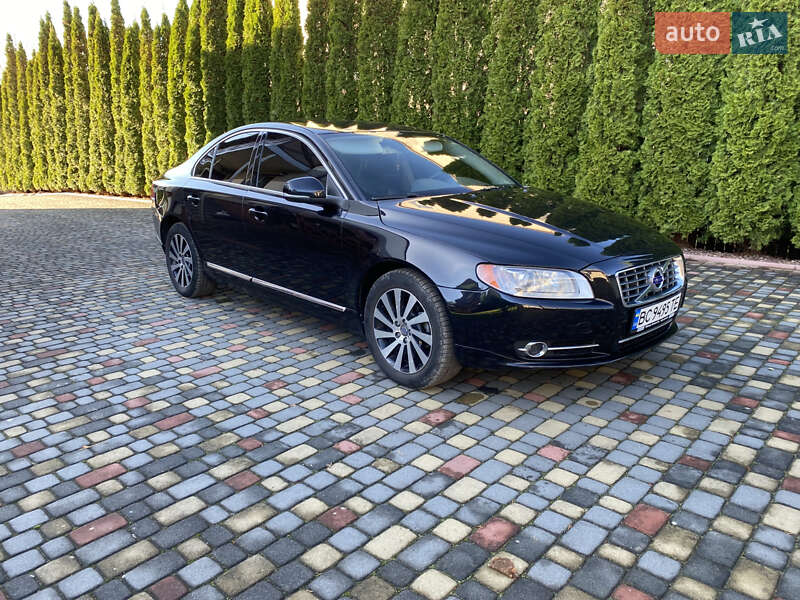 Седан Volvo S80 2012 в Львові