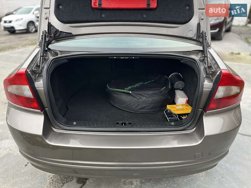 Седан Volvo S80 2010 в Белой Церкви