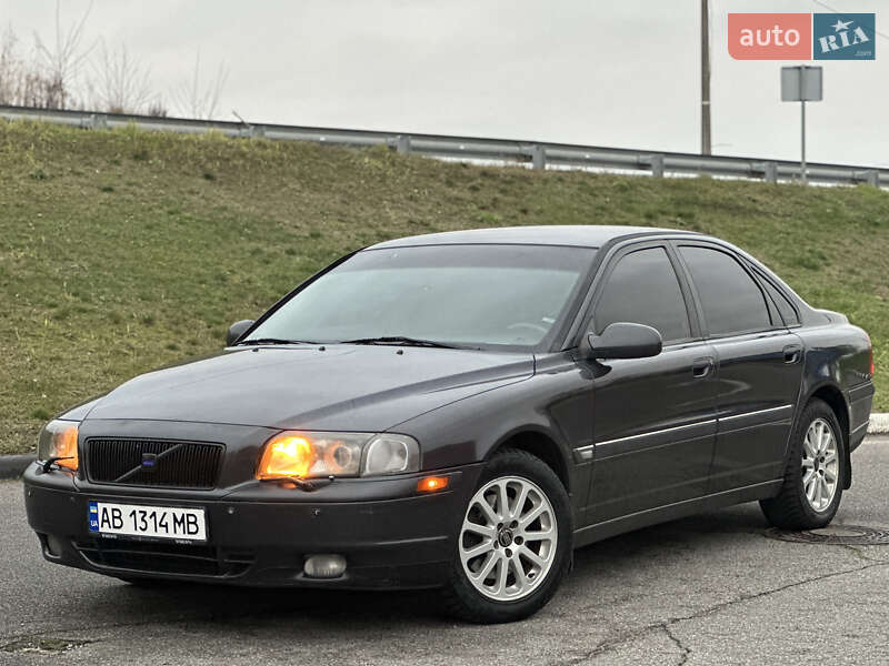 Volvo S80 2001