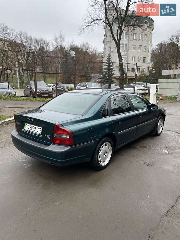 Седан Volvo S80 2000 в Львове
